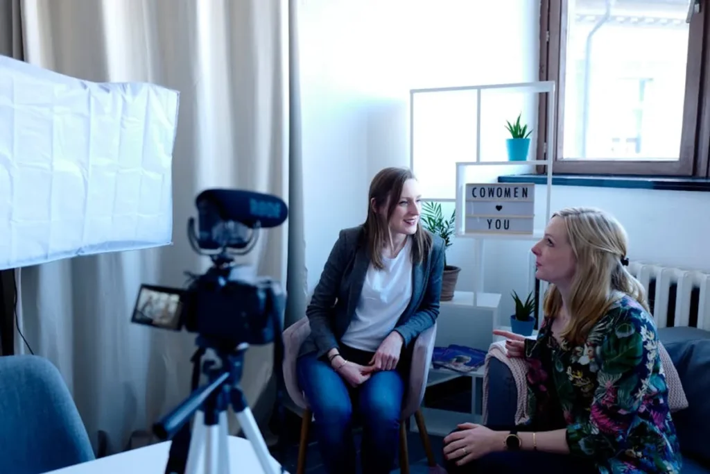 How to Interview Artists