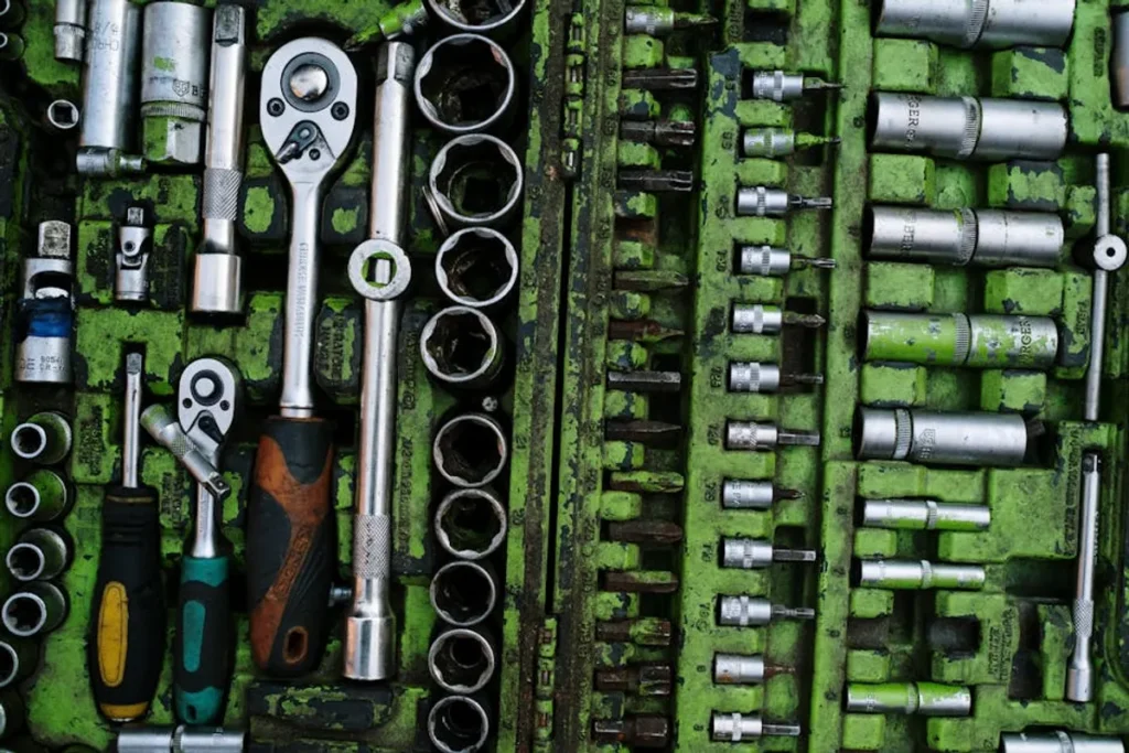 How to Use AI Tools in Early-Stage Startups
